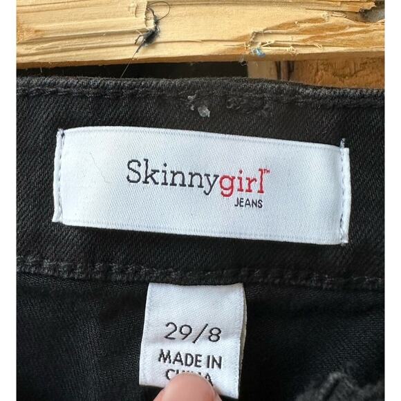 NWT Skinny Girl December Slim Straight Jeans Size 29/8 Women’s Black - Picture 3 of 9